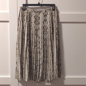 J. Crew Pleated Snakeskin Skirt size 4